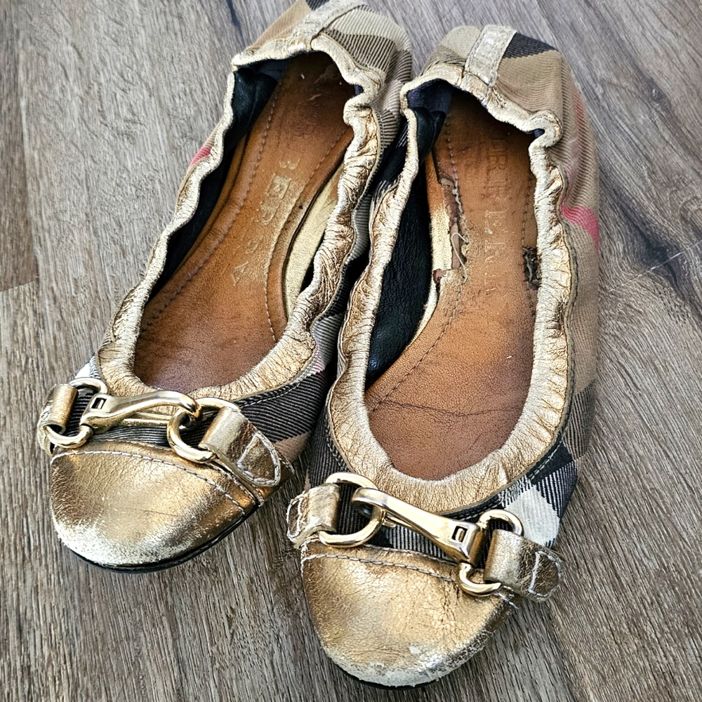 Burberry Flat ballet slip on shoes